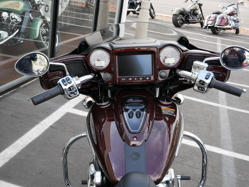 113-indianmotorcycle-chieftainlimiteddarkwalnut-2019-5994214