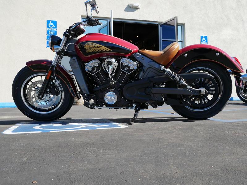 358-indianmotorcycle-scoutabsindianmotorcyclered-thunderblack-2019-6665335