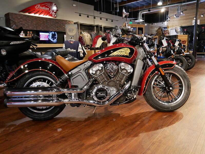 365-indianmotorcycle-scoutabsindianmotorcyclered-thunderblack-2019-6665335