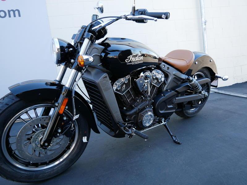 546-indianmotorcycle-scoutabsthunderblack-2019-7057172