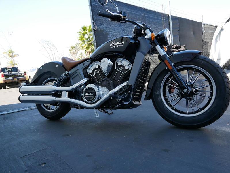 547-indianmotorcycle-scoutabsthunderblack-2019-7057172